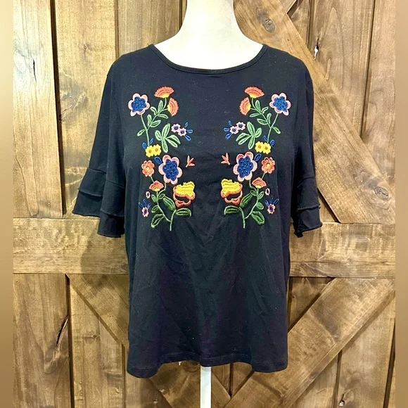 EUC Amaryllis Black Ruffle Sleeve Floral Embroidered Top Sz L - Picture 11 of 16